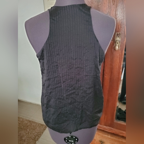 5 Summer Sleeveless Shirts Bundle Size Small - Picture 7 of 11